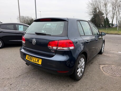 Volkswagen Golf SE TSI DSG 5