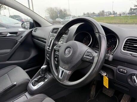 Volkswagen Golf SE TSI DSG 9