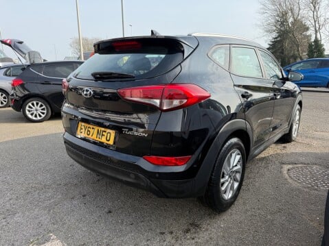 Hyundai TUCSON CRDI SE NAV BLUE DRIVE 5