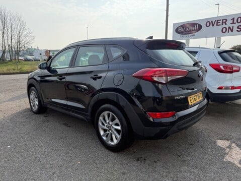 Hyundai TUCSON CRDI SE NAV BLUE DRIVE 7