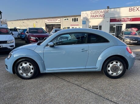 Volkswagen Beetle 1.6 TDI DESIGN BLUEMOTION TECHNOLOGY 10