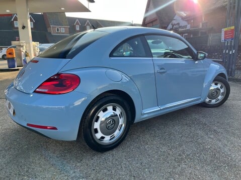 Volkswagen Beetle 1.6 TDI DESIGN BLUEMOTION TECHNOLOGY 2