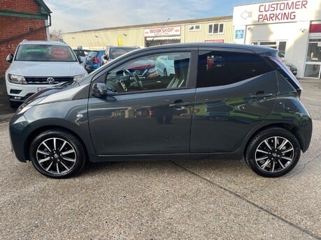 Toyota Aygo 1.0 VVT-I X-STYLE 10