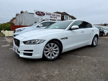 Jaguar XE D PRESTIGE 1