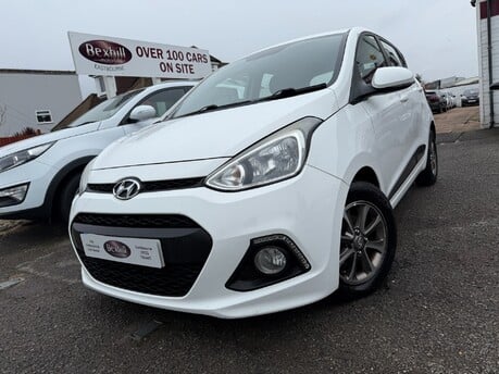 Hyundai i10 PREMIUM 2