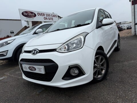 Hyundai i10 PREMIUM 2