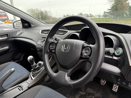 Honda Civic I-VTEC SE PLUS 10