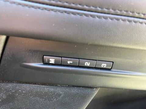 Land Rover Range Rover Evoque 2.0 D 180 R-DYNAMIC HSE AUTOMATIC 22