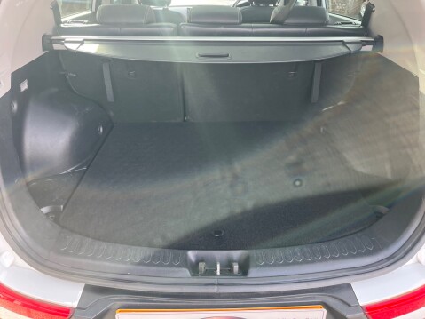 Kia Sportage 2.0 CRDI KX-3 SAT NAV 6