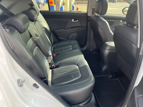 Kia Sportage 2.0 CRDI KX-3 SAT NAV 7