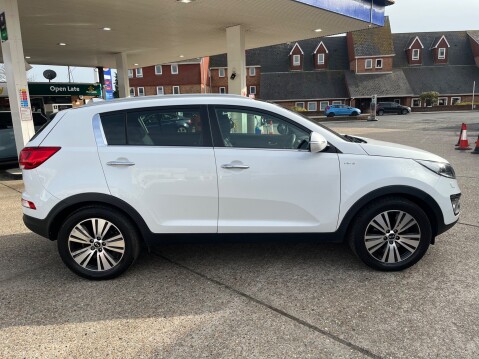 Kia Sportage 2.0 CRDI KX-3 SAT NAV 8