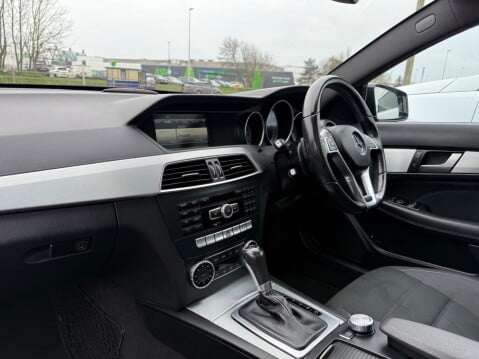 Mercedes-Benz C Class C250 CDI AMG SPORT EDITION PREMIUM PLUS 9