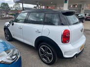 Mini Countryman COOPER SD ALL4 9