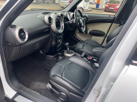 Mini Countryman COOPER SD ALL4 10
