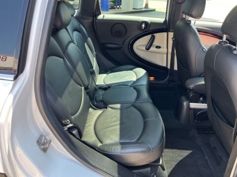 Mini Countryman COOPER SD ALL4 7