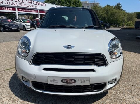 Mini Countryman COOPER SD ALL4 9