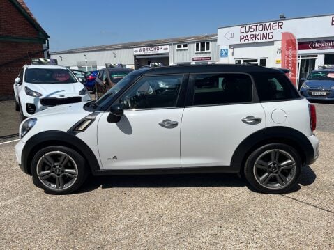 Mini Countryman COOPER SD ALL4 10