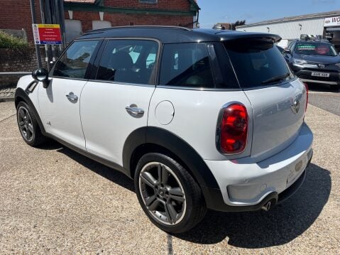 Mini Countryman COOPER SD ALL4 11