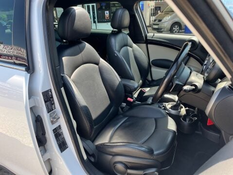 Mini Countryman COOPER SD ALL4 3