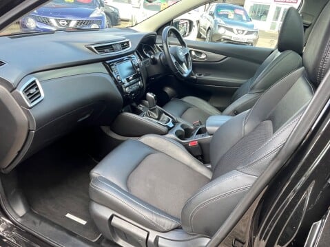 Nissan Qashqai 1.5 DCI TEKNA DCT AUTOMATIC 12