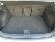 Volkswagen Golf 1.0 TSI SE NAVIGATION 6