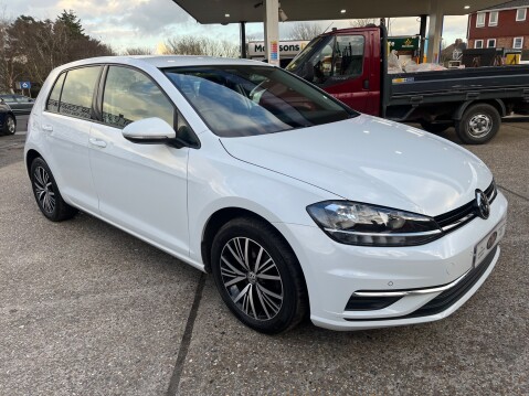 Volkswagen Golf 1.0 TSI SE NAVIGATION 4