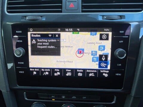 Volkswagen Golf 1.0 TSI SE NAVIGATION 16