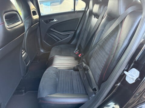 Mercedes-Benz A Class A180 CDI BLUEEFFICIENCY AMG SPORT 11