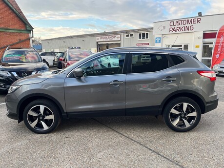 Nissan Qashqai 1.2 DIG-T N-TEC PLUS 10