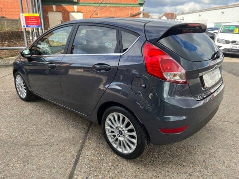Ford Fiesta 1.6 TITANIUM AUTOMATIC 11