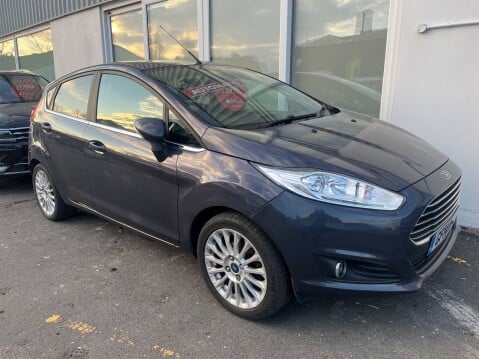 Ford Fiesta 1.6 TITANIUM AUTOMATIC 1