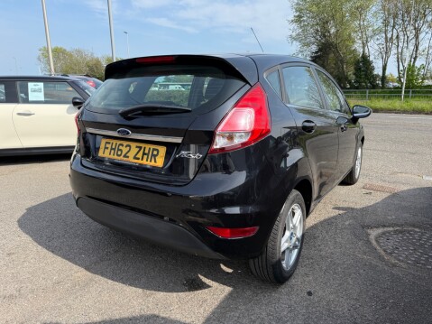 Ford Fiesta ZETEC 5