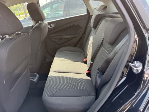 Ford Fiesta ZETEC 11