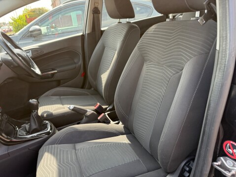 Ford Fiesta ZETEC 10