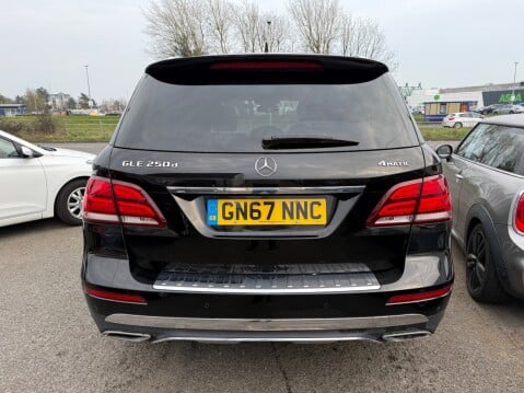 Mercedes-Benz GLE GLE 250 D 4MATIC SPORT 6