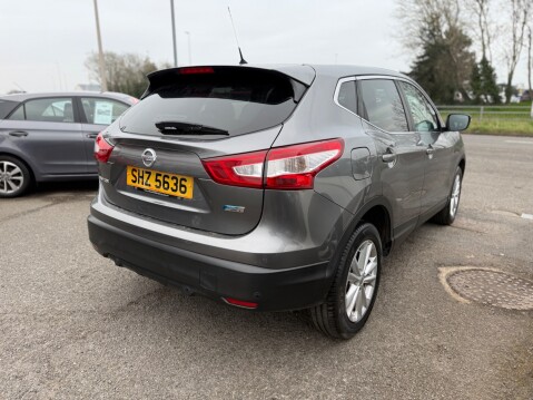 Nissan Qashqai DCI ACENTA PREMIUM 5