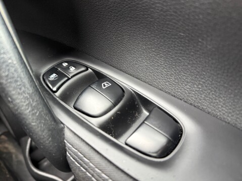 Nissan Qashqai DCI ACENTA PREMIUM 19