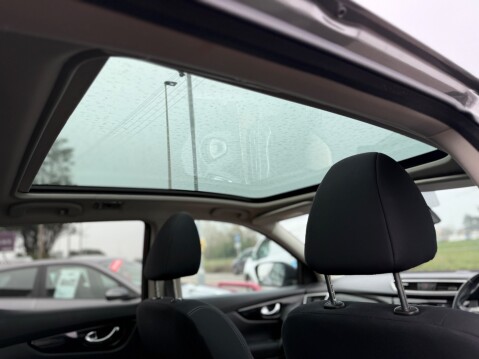 Nissan Qashqai DCI ACENTA PREMIUM 12