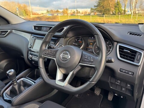 Nissan Qashqai DCI N-CONNECTA 9