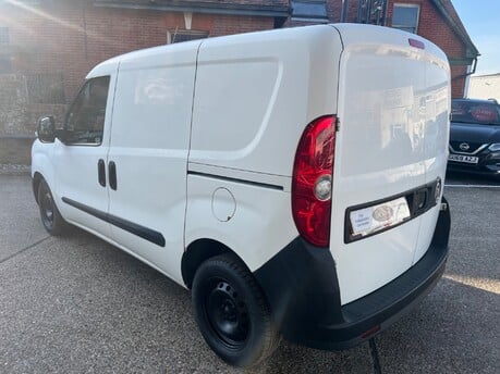 Fiat Doblo 16V MULTIJET SWB 11