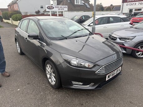 Ford Focus TITANIUM