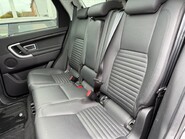 Land Rover Discovery Sport TD4 HSE LUXURY 11