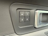 Land Rover Discovery Sport TD4 HSE LUXURY 19