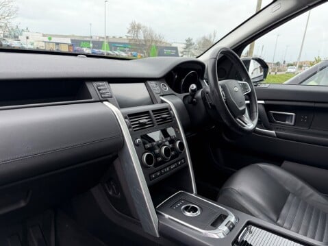 Land Rover Discovery Sport TD4 HSE LUXURY 7