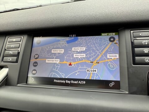 Land Rover Discovery Sport TD4 HSE LUXURY 14
