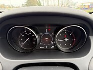 Land Rover Discovery Sport TD4 HSE LUXURY 25