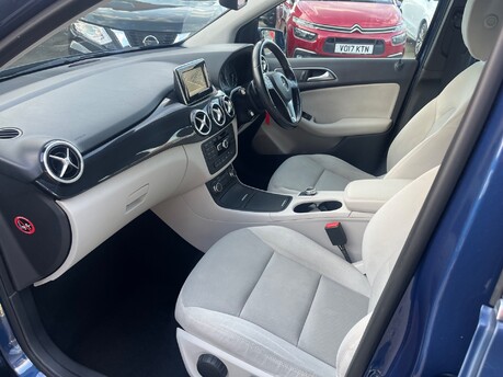 Mercedes-Benz B Class B200 CDI BLUEEFFICIENCY SE AUTOMATIC 12