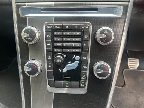 Volvo XC60 D4 R-DESIGN LUX NAV AWD 20
