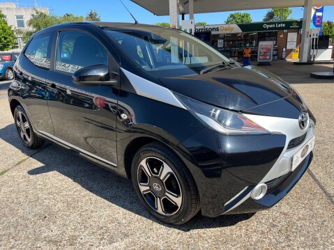 Toyota Aygo 1.0 VVT-I X-CLUSIV 4