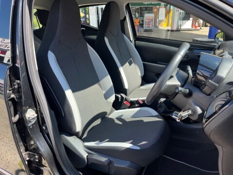 Toyota Aygo 1.0 VVT-I X-CLUSIV 3